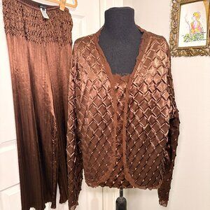 Three Piece Komarov Matching Set, Brown Pleated Crinkle, Size L